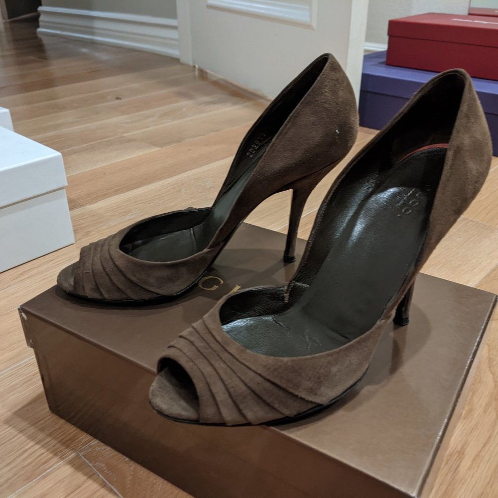 Gucci Suede Brown Open Toe Pumps